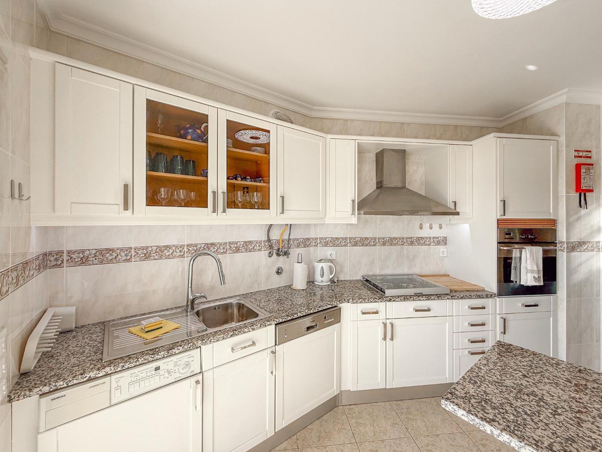 Luxury Apart Wstunning Sea Views, Walk Beach อัลบูเฟรา ภายนอก รูปภาพ